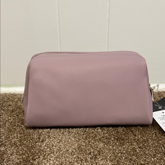 Kate Spade Carter Nylon Cosmetic Pouch in Lavender Smoke NWT - Picture 5 of 7